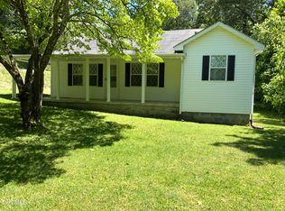 615 Armstrong Rd S, Rogersville, TN 37857