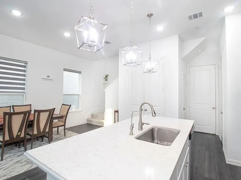 9923 Schramm St — Photo 23