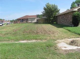 14072 Curran Rd, New Orleans, LA 70128