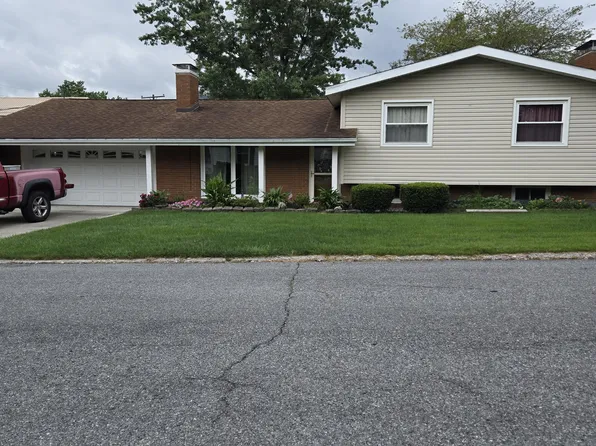 230 Saint Elizabeth St, Loretto, PA 15940