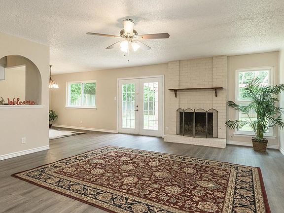 4th image of 720 Cactus Dr