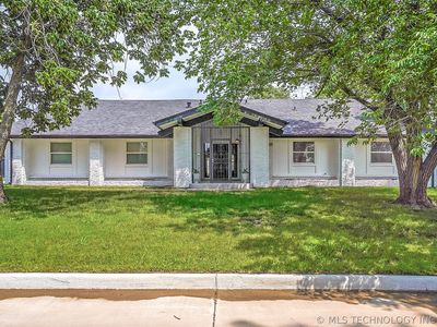 808 W Utica St, Broken Arrow, OK, 74011