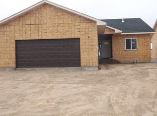 147 S Stardust Cir, Pueblo, CO 81007
