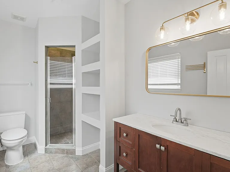 1406 E Ridgewood St — Photo 16