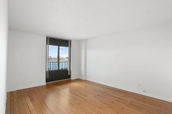 Sold by Keller Williams NYC | media 5