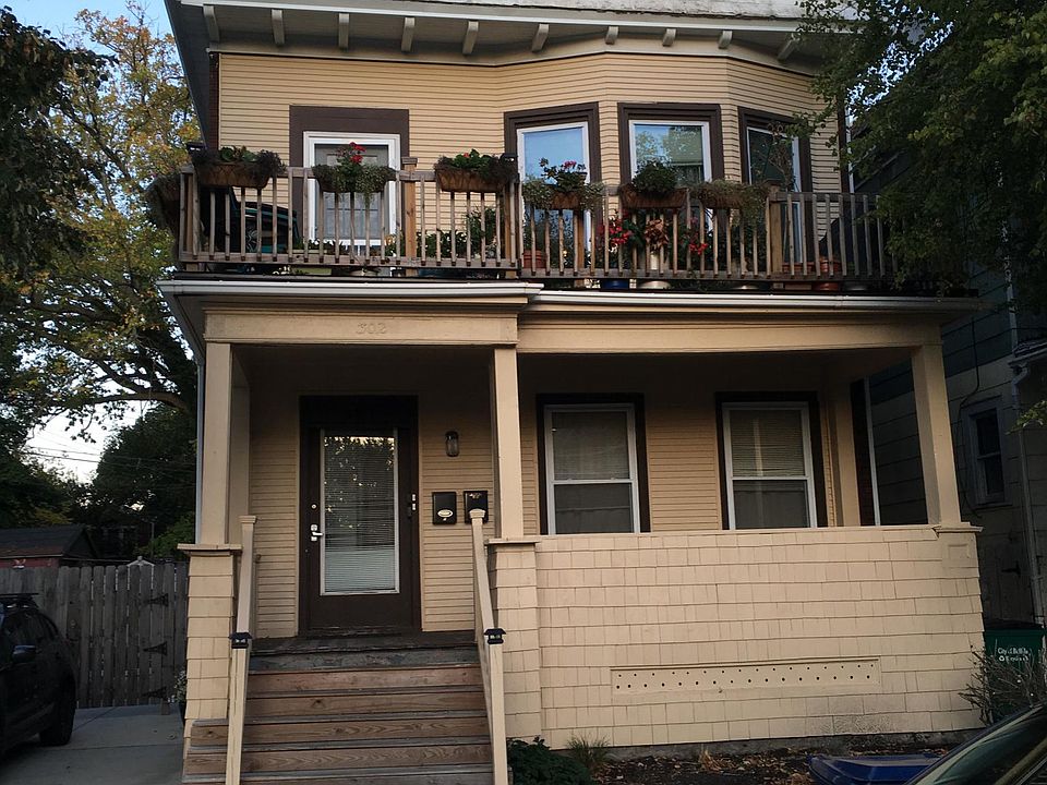 1st image of 302 Parkdale Ave #2