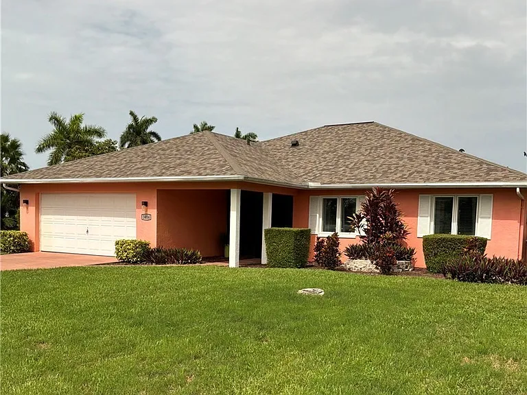 3404 SW 1st Pl — Photo 1
