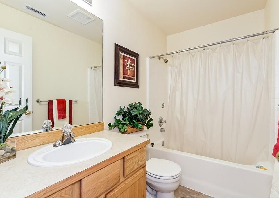 1st image of 9105 229th Pl NE