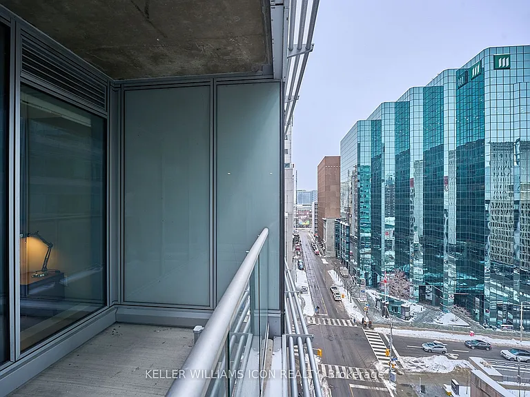 101 Queen St #911 — Photo 21