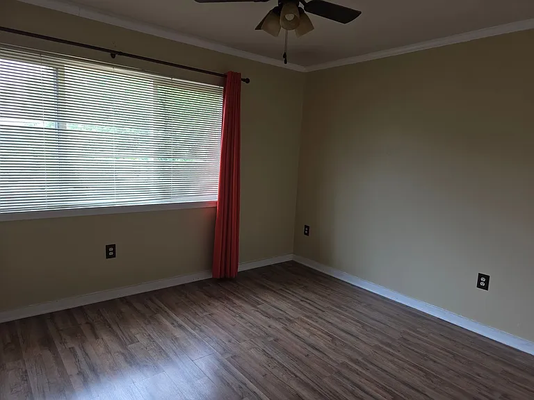 2215 Hillcrest Ave #5-F — Photo 7