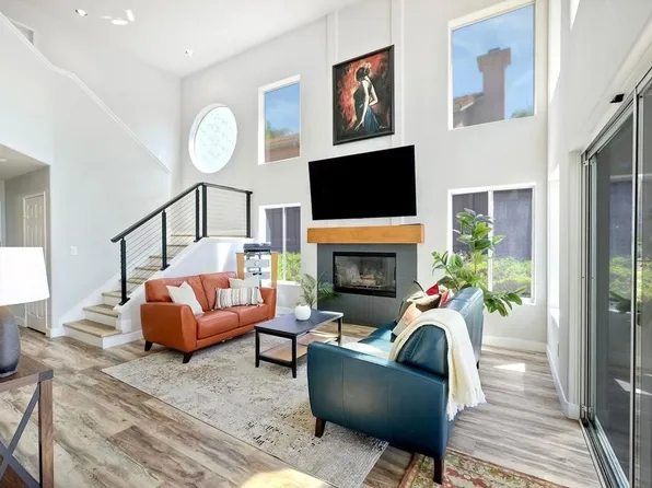 1651 Calle Las Casas, Oceanside, CA 92056