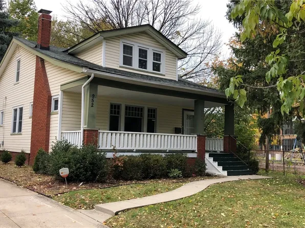 952 Oxford Rd, Cleveland Heights, OH 44121
