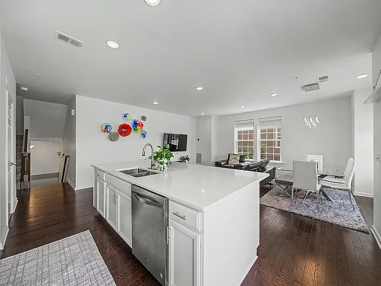 161 Wesmont Dr — Photo 10