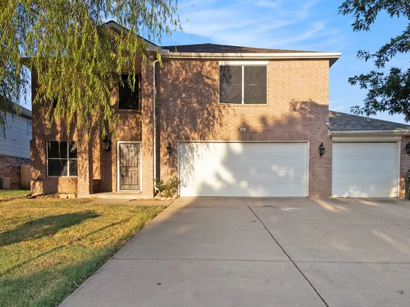 112 Thoroughbred Dr, Krum, TX 76249