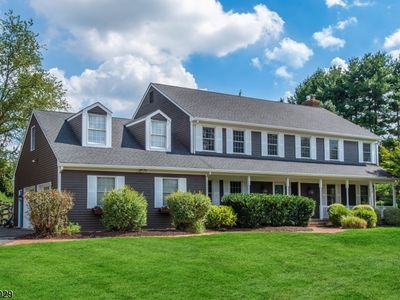 18 Uptom Pine Rd, Lebanon, NJ, 08833