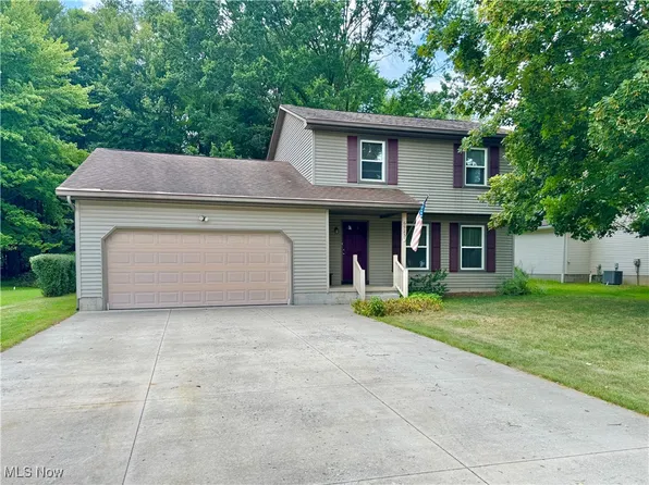 6925 Colleen Dr, Youngstown, OH 44512