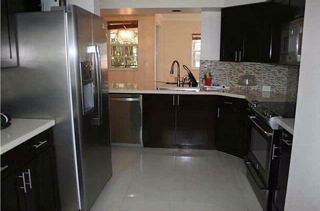 2nd image of 3125 NE 184th St APT 1204