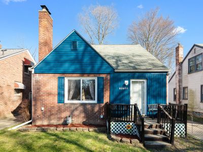 19780 Imperial Hwy, Redford, MI, 48240