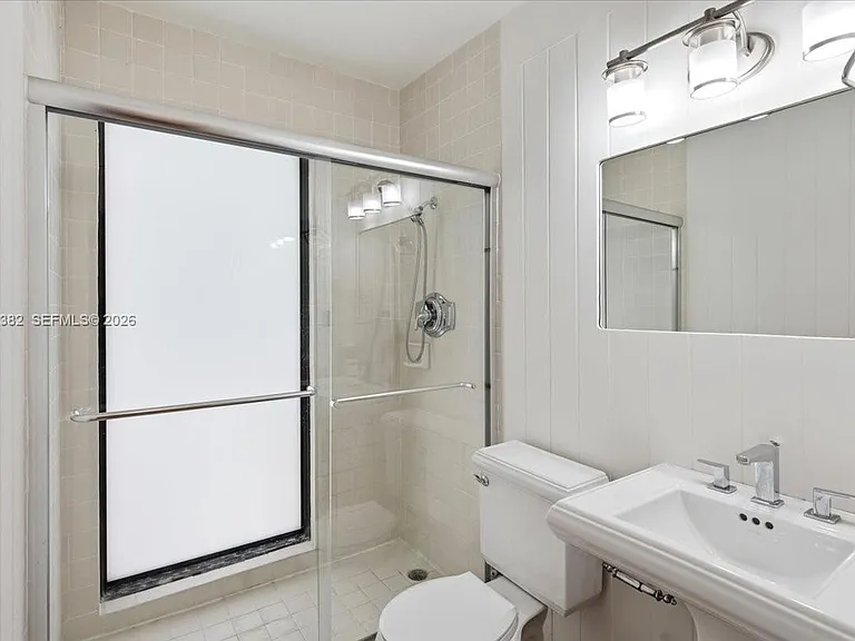 2550 Trapp Ave — Photo 9