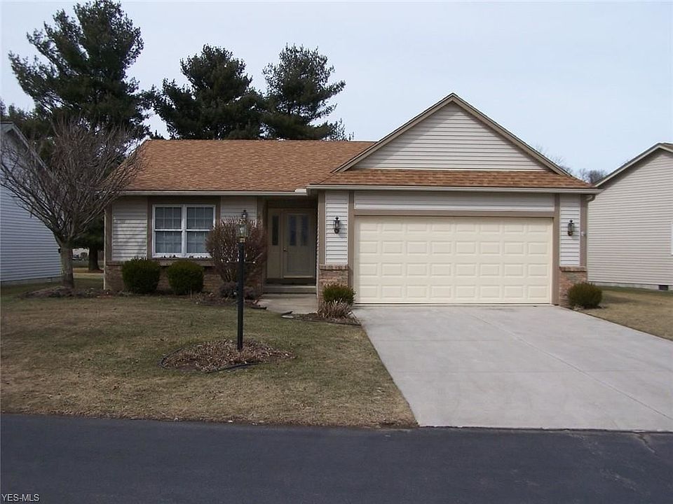 1st image of 150 Briarwood Cir