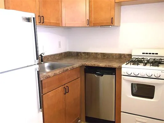 Rented by Maz Group NY | media 7