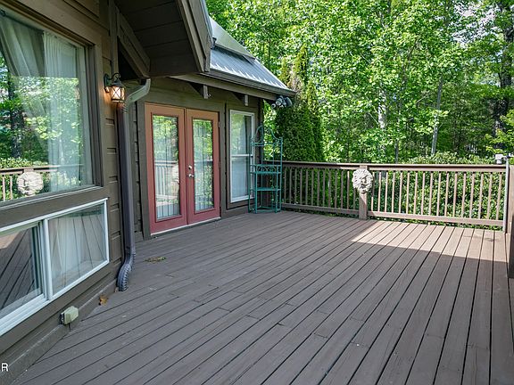 3rd image of 4482 Whetstone Rd