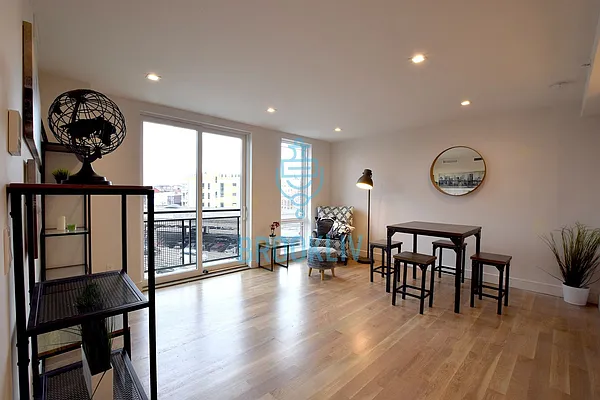 Rented by null | media 9