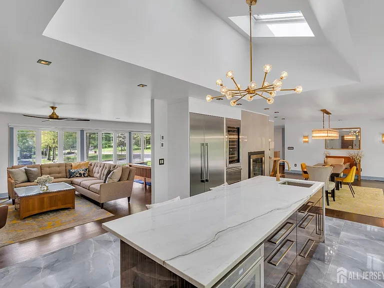 792 Partridge Dr — Photo 14