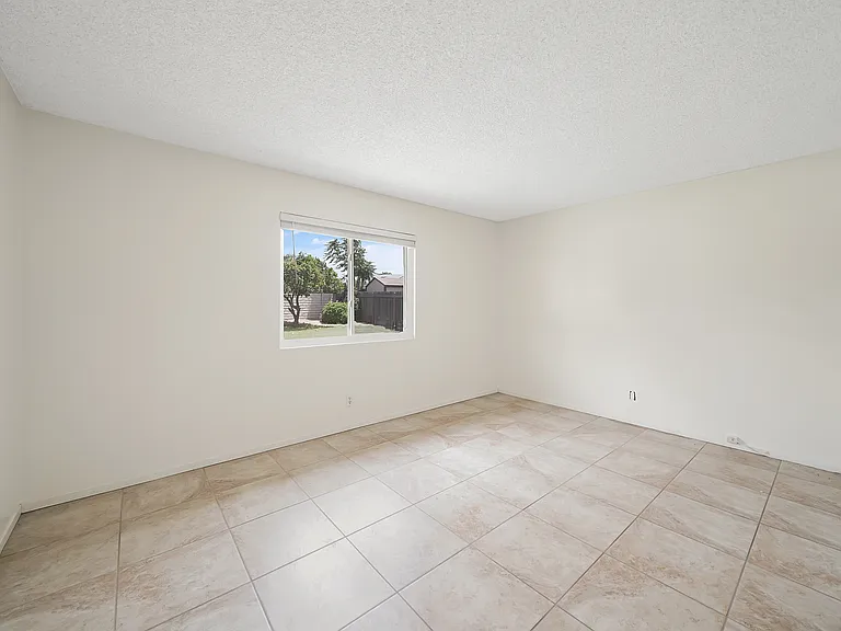 626 Manzanita Dr — Photo 15