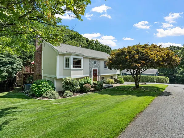 3 Douglas Drive, Pleasantville, NY 10570