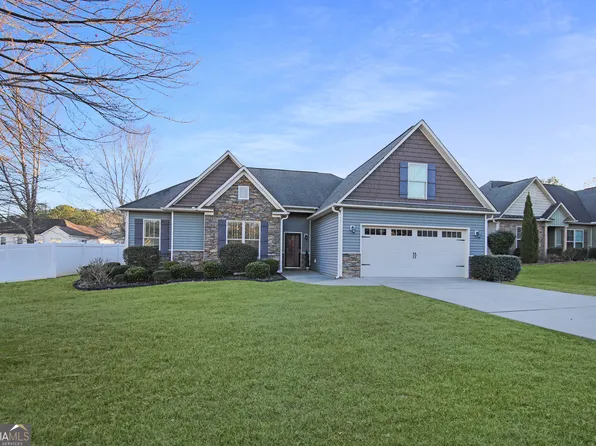 204 Dixie Creek Dr, Lagrange, GA 30240