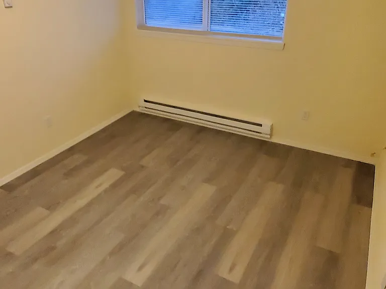 665 Sunset Ave NE #100 — Photo 6