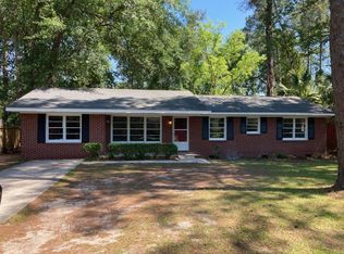 913 Hendry Dr, Valdosta, GA 31601