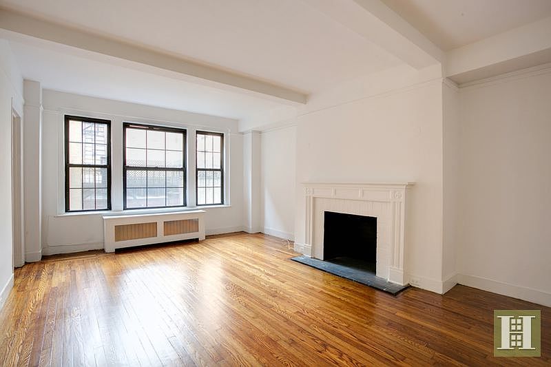 1st image of 15 Park Ave APT 6D