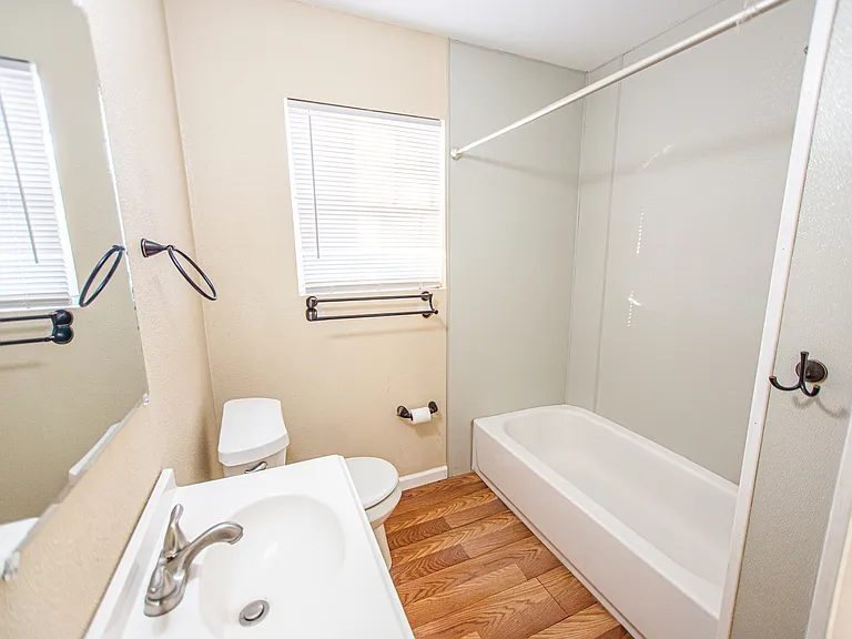 3624 Walnut Ave — Photo 11