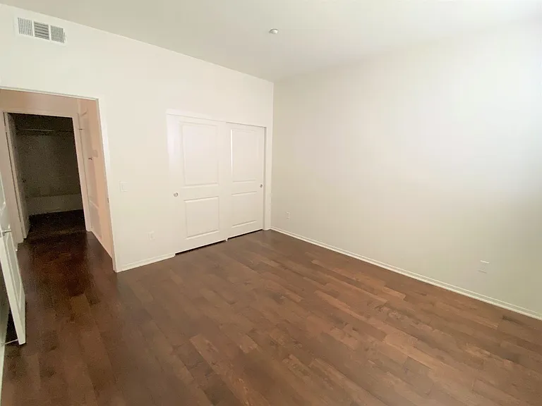 13126 Union Ave #401 — Photo 14