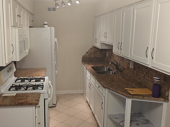 5th image of 1603 N Windsor Dr #0