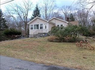 1561 Sylvan Rd, Mohegan Lake, NY 10547