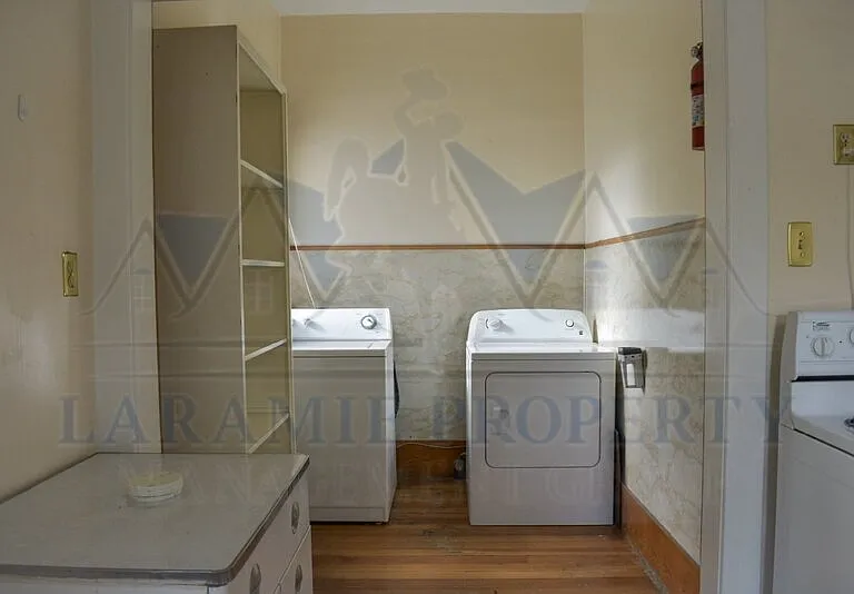 358 N 5th St #A — Photo 11