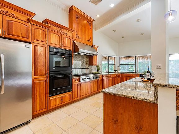 5th image of 5313 Burchette Rd
