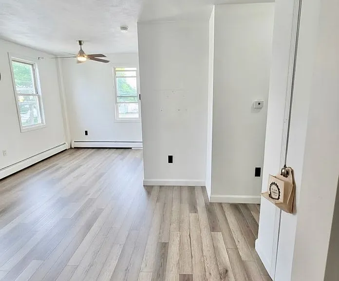681 Providence St — Photo 10