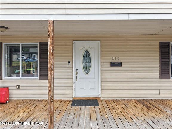 5th image of 215 Towanda St