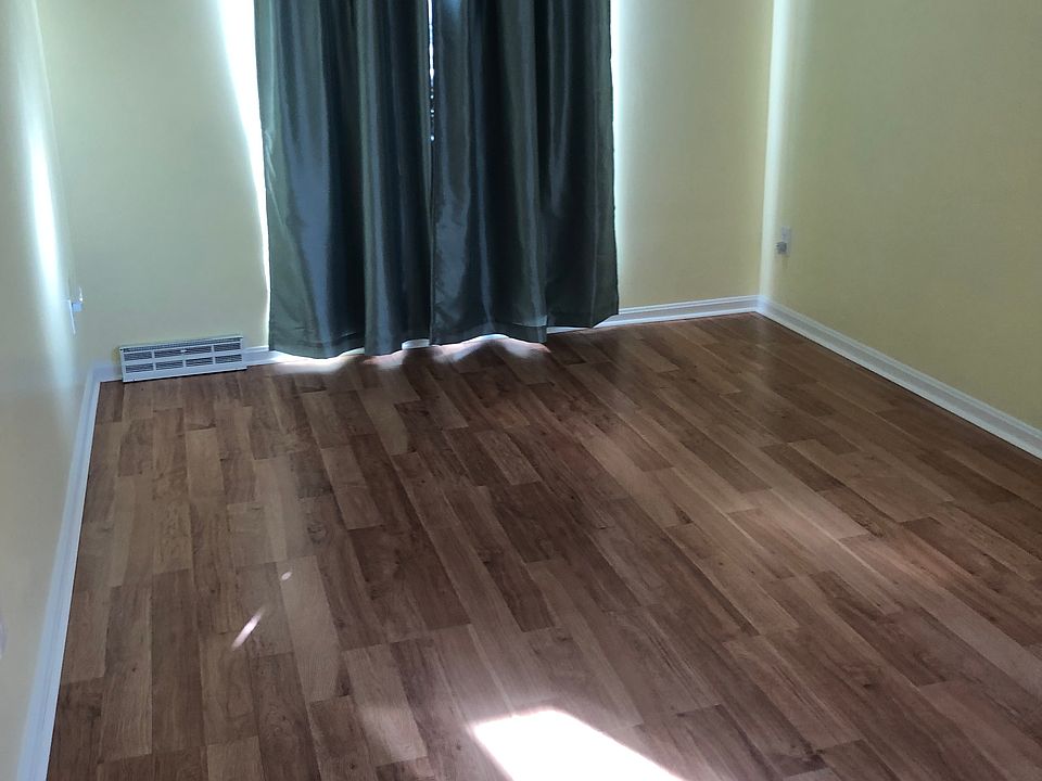 1st image of 296 Owosso Ave