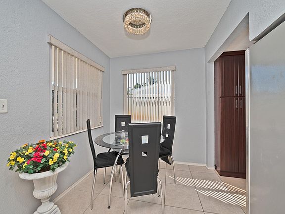 5th image of 271 NE 57th Ct #2