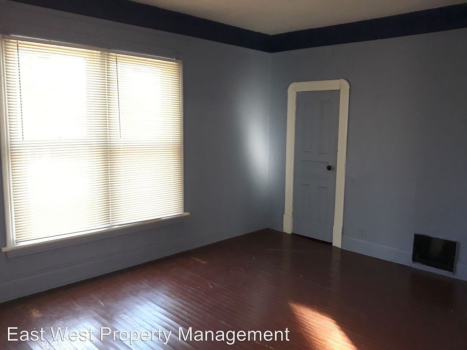 2nd image of 2714 W 2nd St #2