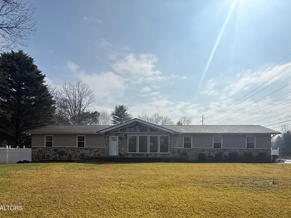 1001 Farrington Dr, Knoxville, TN 37923