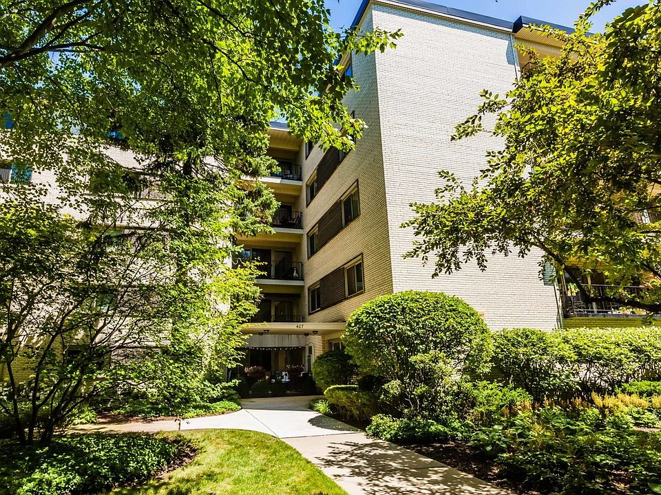 1st image of 407 Franklin Ave APT 4B