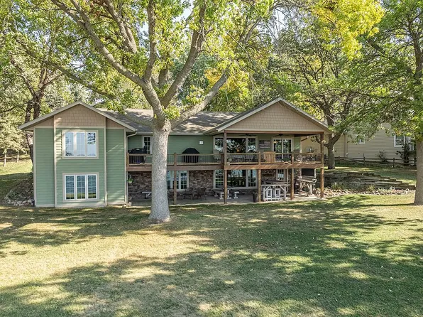 17000 255th Ave, Spirit Lake, IA 51360