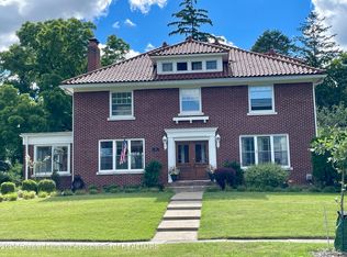 400 Everett Dr, Lansing, MI
