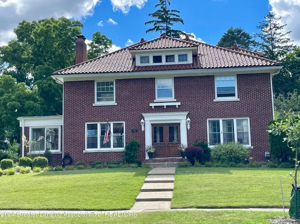 400 Everett Dr, Lansing, MI 48915